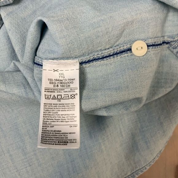 Gap Kids Chambray Button Down Shirt Short Sleeve - Picture 2 of 12